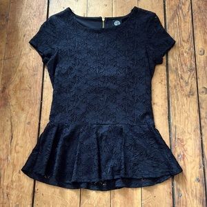 BOBEAU Black Lace Peplum Top